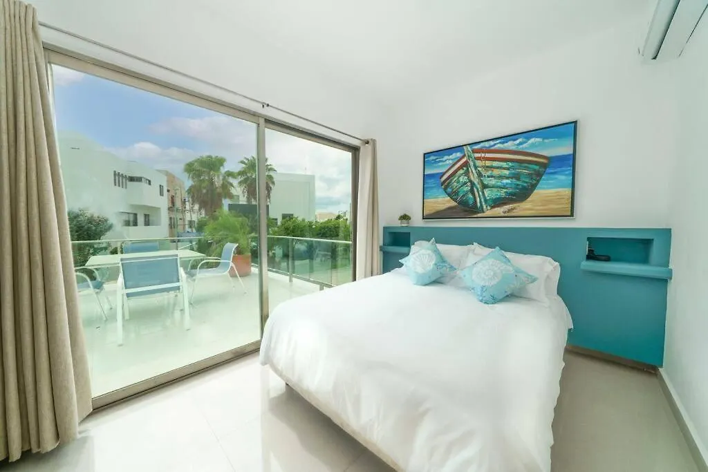 Guacamaya Private Pool - 4 Bedroom - 24H 7 Security Prime Cancún 0*,  Meksyk